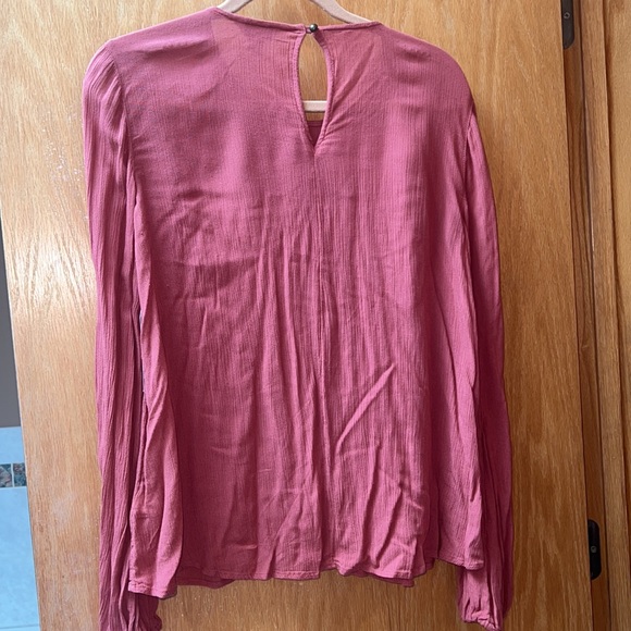Long sleeved top with slits on arm- burnt orange/rust color - Picture 5 of 5